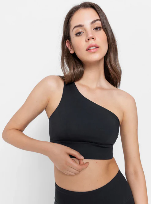 Choosing Activewear Fabrics for Everyday Comfort